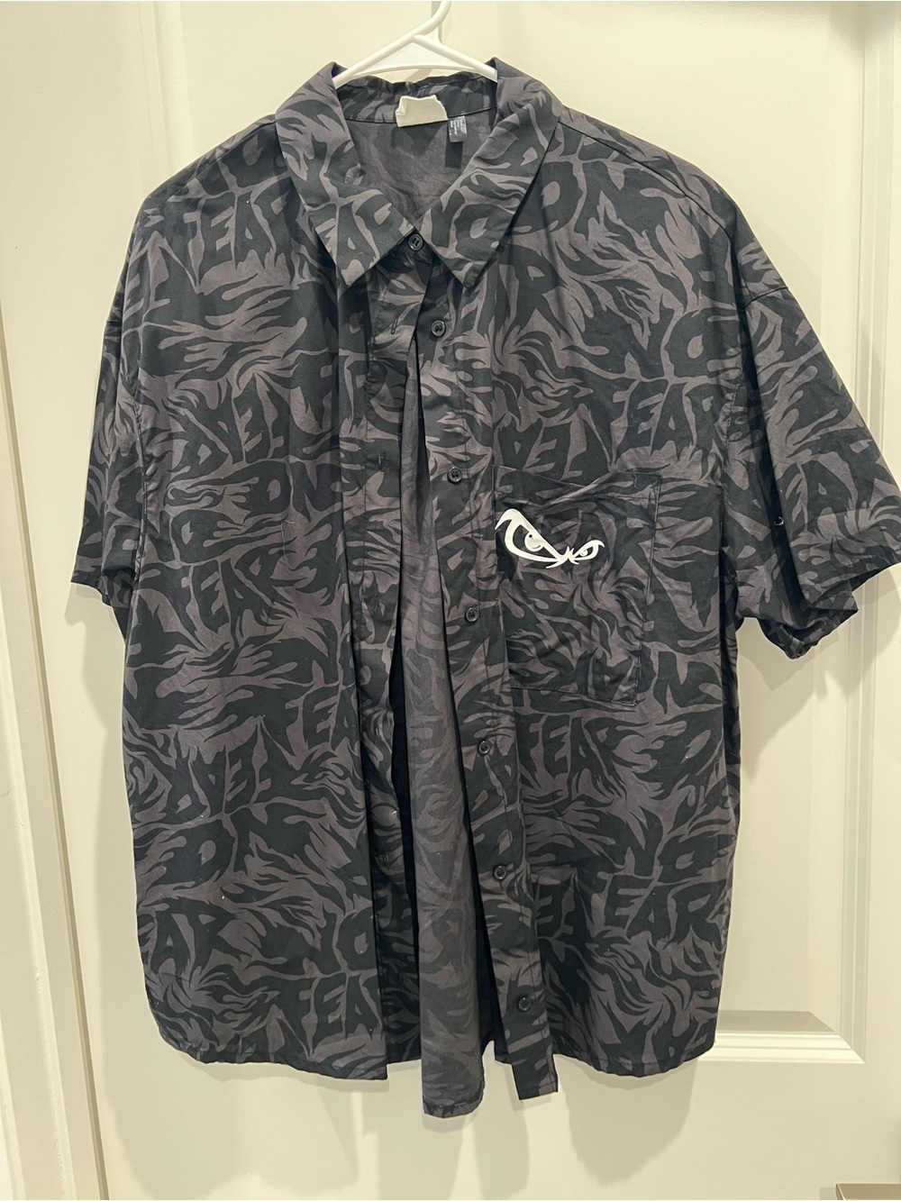 H&M Black and Charcoal Graphic Short-Sleeve Button-Down Shirt